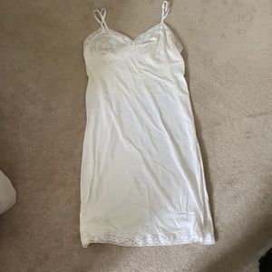 Vintage Vanity Fair Slip size 42 (28-48)